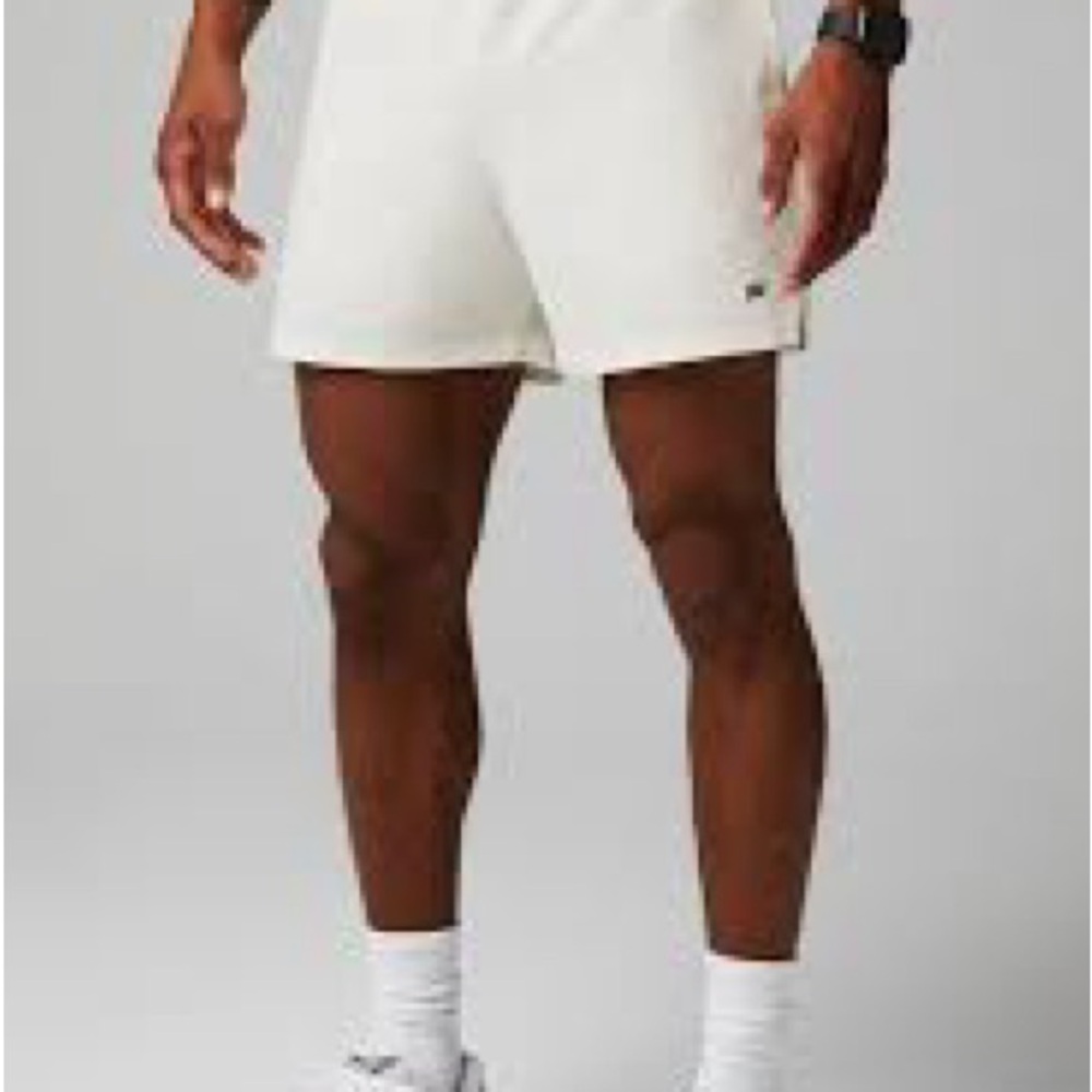 Fabletics Men’s White Athletic Shorts Relaxed Fit | L